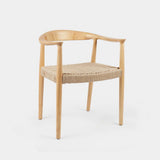KLAST Chaise de Salle à Manger Thesa avec Dossier Courbé en Bois d'Hévéa et Assise en Corde Tressée, Accoudoirs Ergonomiques, 74 Cm x 65 Cm, Idéale pour Espaces Modernes