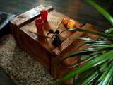 Voyage Vieux Coffre Table basse Cottage cuiseur vapeur Coffre en pin avec vintage Tin Sign Largeur : 110 cm Hauteur : 45 cm Profondeur : 60 cm