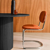 sweeek - Table à Manger Ronde Bois d'hévéa et placage chêne Noir 4 Places - Ø 115 x 73 cm - Estelle
