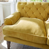 Loberon Canapé Carme, Chesterfield, surpiqué, toucher doux, aspect élégant, housses de coussin amovibles, meubles de siège, bois de manguier, velours de polyester, polyester, jaune