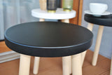 Spec-Wood Tabouret de bar - Tabouret de cuisine - Support de fleurs en bois - Petite table basse - Support pour plantes - Tabouret rond - Noir/hêtre naturel