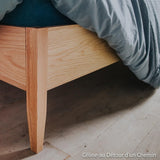 HOMIFAB Lit Adulte 180x200 cm en placage chêne avec tête de lit en Bois Massif et cannage Naturel - Leonie