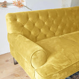 Loberon Canapé Carme, Chesterfield, surpiqué, toucher doux, aspect élégant, housses de coussin amovibles, meubles de siège, bois de manguier, velours de polyester, polyester, jaune