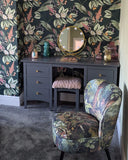 Beliani Fauteuil Bas sans Accoudoirs en Tissu Vert avec Imprimé Jungle Multicolore Rembourrage Épais et Confort Optimal pour Salon Rétro et Moderne