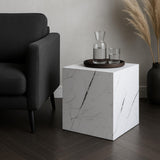 [en.casa] Table d'Appoint en Forme de Cube Bout de Canapé Design Unique Support de Plantes Table de Chevet Capacité de Charge 30 kg MDF 45 x 40 x 40 cm Aspect Marbre Blanc