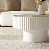 Cagnolier Table Basse Ronde Blanche, Table de Salon avec Design strié, Table Basse Blanche en Forme de Champignon avec Les Dimensions φ70 × 38 cm, Table de Salon en pin pour Salon, Chambre et Balcon