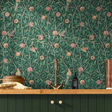 Papier peint intissé William Morris Bird & Pomegranate Deep Green 1005 x 52cm Vert | Revetement Mural, Tapisserie | Facile à poser et à Enlever