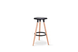 KOSMI - Tabouret Noir Style scandinave Oslo avec Coque en résine Noire et Pieds en Bois Naturel