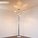hofstein Lampadaire Nikkala, lampe sur pied en métal chromé avec effet de lumière, 5 x E14, lampe sur pied avec socle en marbre, sans ampoules