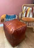 Poufs&Pillows Pouf Carré en Cuir Véritable Fait Main - Vendu Rembourré - Coussin de Sol, Ottoman, Repose-Pieds (Cognac)