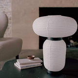 Collection de Lampes Faites Main FORMAKAMI, Papier Blanc Ivoire, chêne teinté Noir - AndTradition - Formakami, JH5 - Ø 70cm, H 67cm