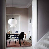 Collection de Lampes Faites Main FORMAKAMI, Papier Blanc Ivoire, chêne teinté Noir - AndTradition - Formakami, JH5 - Ø 70cm, H 67cm