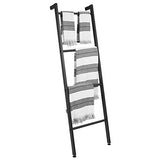 mDesign échelle pour Serviettes Pose Libre pour la Salle de Bain – Porte-Serviette Design sur Pied à 4 Rails en métal – Porte-Serviette INOX à Poser ou Porte-vêtement ou Porte-journaux – Noir Mat