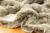 Wohnen & Accessoires Couverture en Fourrure, Fausse Fourrure Couverture Loup Gris avec Fourrure Gris/Beige ou Oreiller (Couverture 220x240cm)