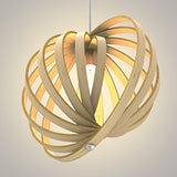 Tomons Lampe de Plafond LED en Bois Plafonnier Lustre du Style Moderne Vintage en Forme de Sphère Bandes de bois Ajustable pour Restaurants, Chambre, Salon, Salle de Bain, Café-bar, Cuisine - PL1004