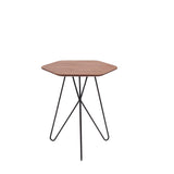 Marque Amazon - Rivet - Table d'appoint hexagonale en noyer et métal noir, 50 x 40 x 46 cm