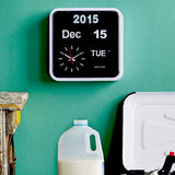 Karlsson - KA5364WH - Horloge calendrier flip flap - murale - blanc