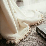 DEZENE Couverture Polaire avec Pompon,Couverture Confortable en Cachemire Douce sur Le Canapé-lit, Couverture en Duvet Épais, Couverture en Peluche en Flanelle,130 x 150cm,Ivoire
