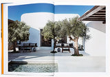 The mediterranean home : Residential architecture and interiors with a southern touch