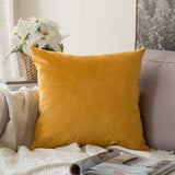 MIULEE Housse de Coussin Décoratif en Velours Taie d'oreiller Deco Chambre Canapé Lot de 2 40x40cm Moutarde