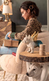 Kare Design Table d'appoint Animal, Petite Table Basse Ronde, Aspect Bois, Figurine Animale comme Fantaisie,  Ø37cm, Ours Polaire, 53x37x37cm