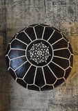 Pouf Artisanal Marocain en Cuir Véritable Fait Main - Vendu Rembourré - Coussin de Sol, Ottoman, Repose-Pied (Noir)